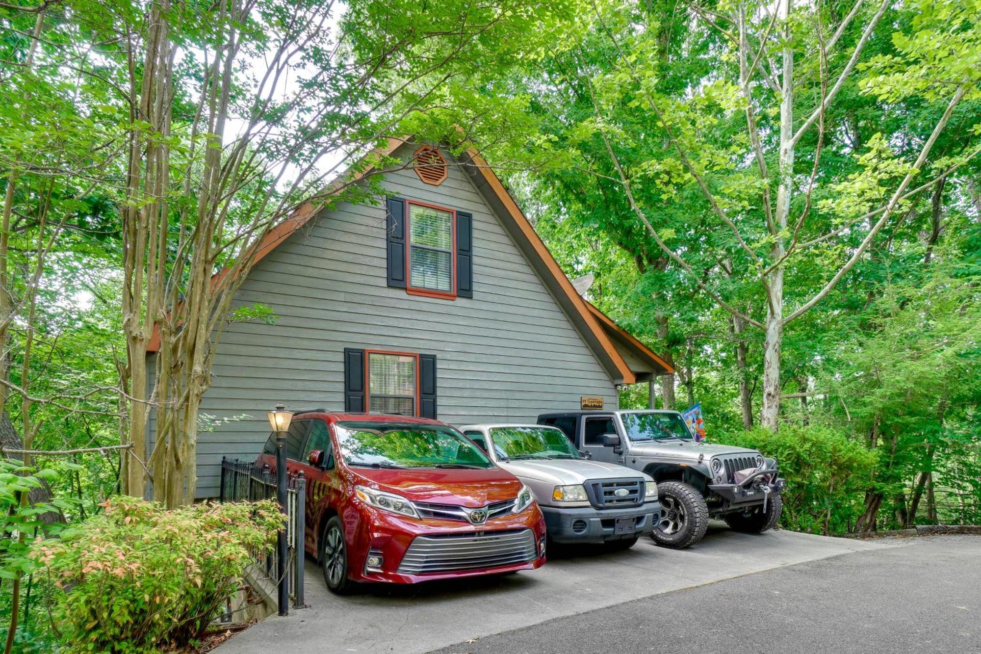 Smoky Mountain Cabin With Deck And Hot Tub! Pigeon Forge Buitenkant foto