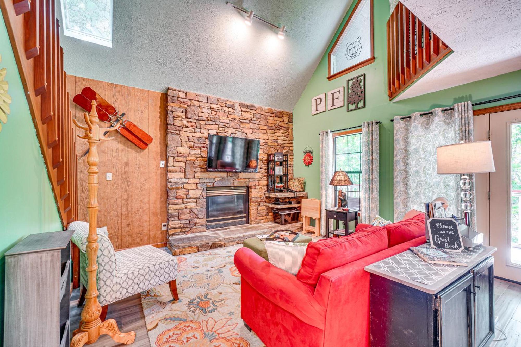 Smoky Mountain Cabin With Deck And Hot Tub! Pigeon Forge Buitenkant foto