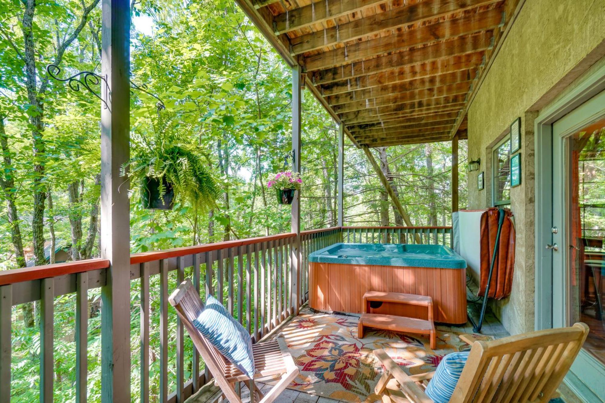 Smoky Mountain Cabin With Deck And Hot Tub! Pigeon Forge Buitenkant foto